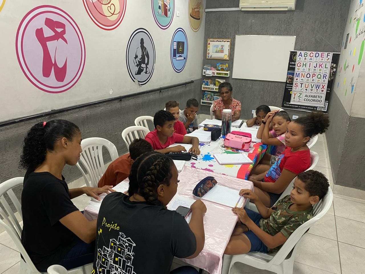 Reforço Escolar e Alfabetização